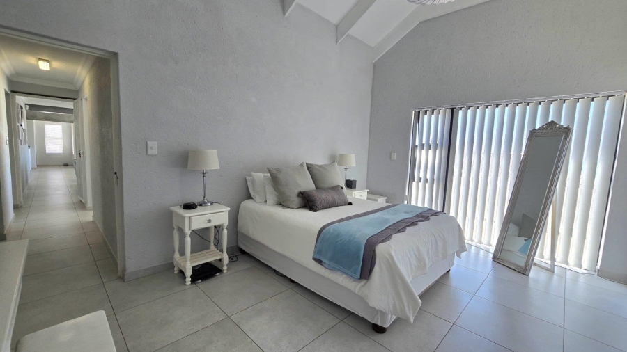 3 Bedroom Property for Sale in Da Gama Bay Western Cape